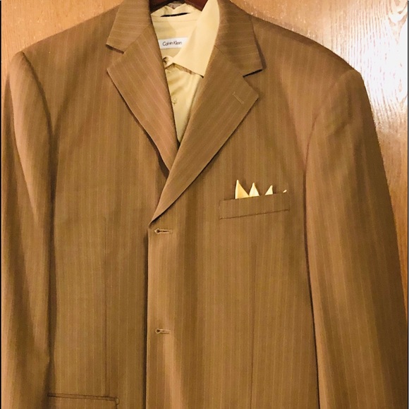 Men’s suit - Picture 1 of 6